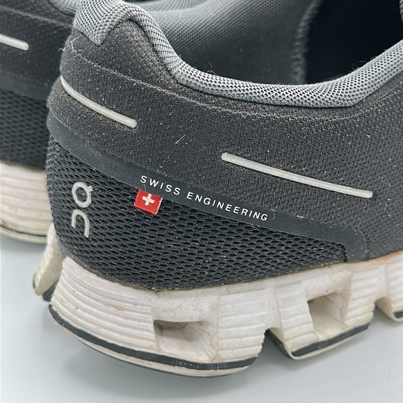 On Cloud Swiss Engineering Running Shoes, size 10.5 - Picture 4 of 10